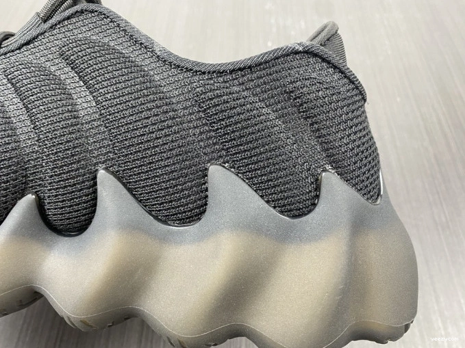 400 H68032 YEEZY ADIDAS 1010